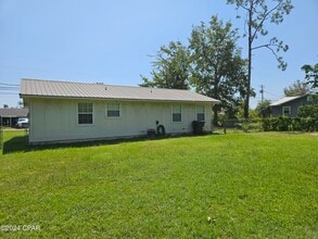 1402 Delaware Ave in Lynn Haven, FL - Building Photo - Building Photo