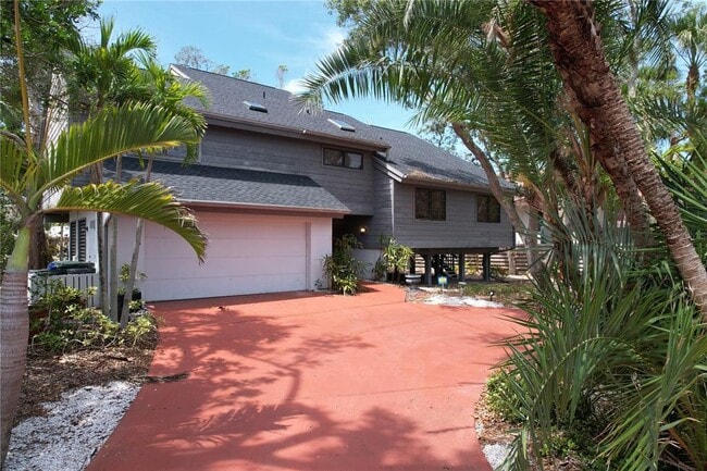 510 Givens St in Siesta Key, FL - Building Photo - Building Photo