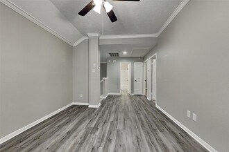 1906 Crescent Oak Dr in Missouri City, TX - Building Photo - Building Photo