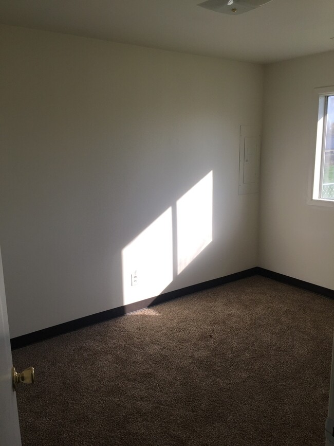 1232 Vandenburg Ave in Moses Lake, WA - Building Photo - Building Photo