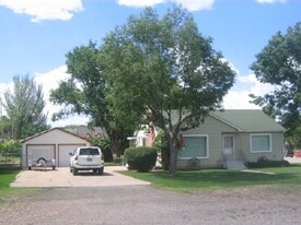 112 S 100 E in Parowan, UT - Building Photo