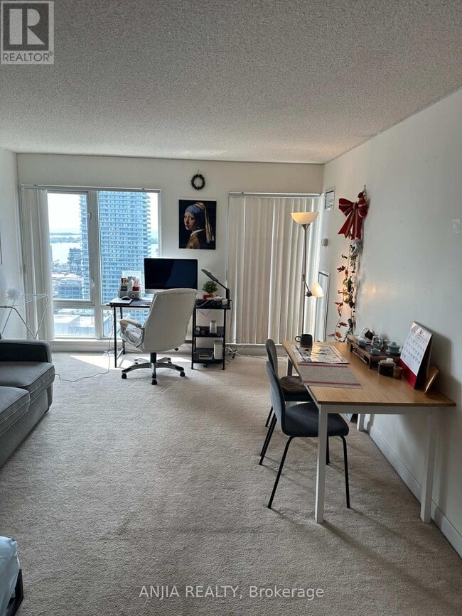 property at 3303-210-4210 Victoria St