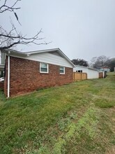 1106 13th St NW in Conover, NC - Building Photo - Building Photo