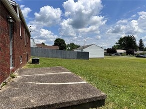 301 Park Dr in Campbell, OH - Building Photo - Building Photo