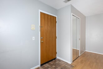 2396 Quarterback Ct in Ypsilanti, MI - Building Photo - Building Photo