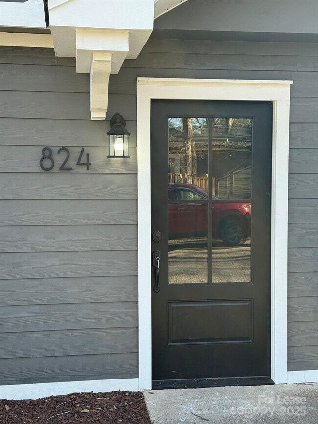 824 N Flint St in Lincolnton, NC - Building Photo - Building Photo