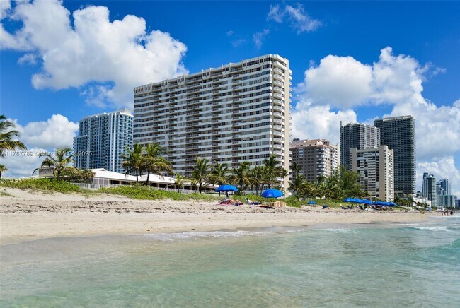 1950 S Ocean Dr, Unit 9B in Hallandale Beach, FL - Foto de edificio - Building Photo