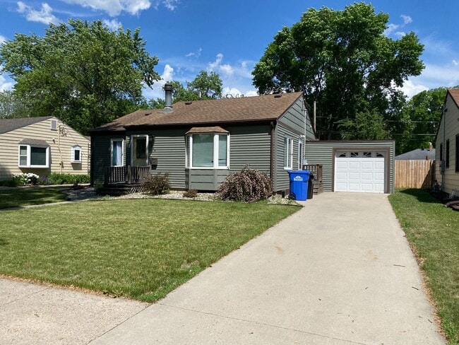 property at 1629 2nd St N