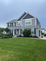 8371 Juniper Dr in Lewis Center, OH - Building Photo