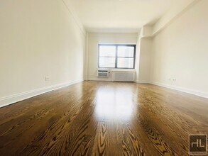 EAST 57 STREET in New York, NY - Building Photo - Building Photo