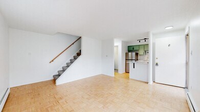 1355 N Gaylord St in Denver, CO - Building Photo - Building Photo