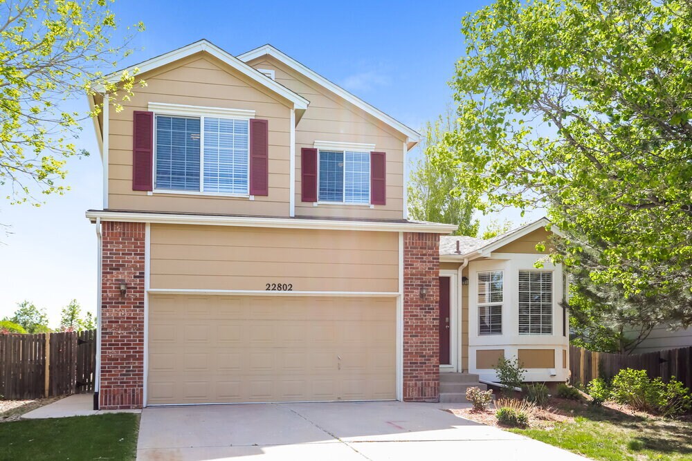 22802 E Dorado Dr in Aurora, CO - Foto de edificio
