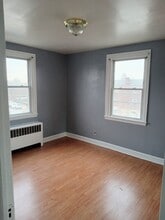 1051 Rosalie St in Philadelphia, PA - Building Photo - Building Photo