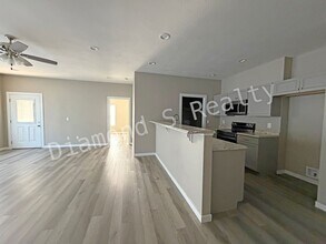 2204 Regan Cir in Ozark, MO - Building Photo - Building Photo