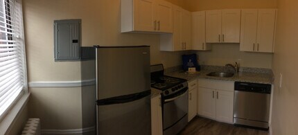 1470 Beacon St in Brookline, MA - Building Photo - Building Photo