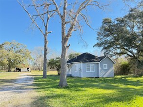 17119 I-35 in Pearland, TX - Building Photo - Building Photo