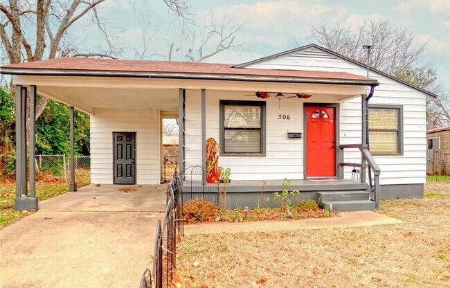 property at 506 Goodnight Dr