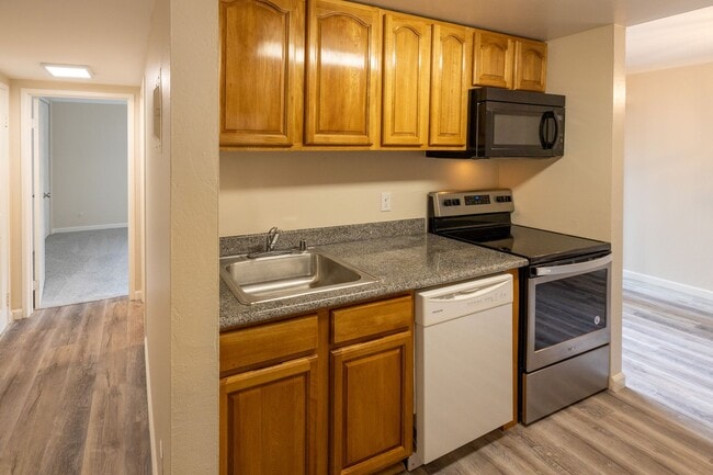 39938 Fremont Blvd in Fremont, CA - Building Photo - Building Photo