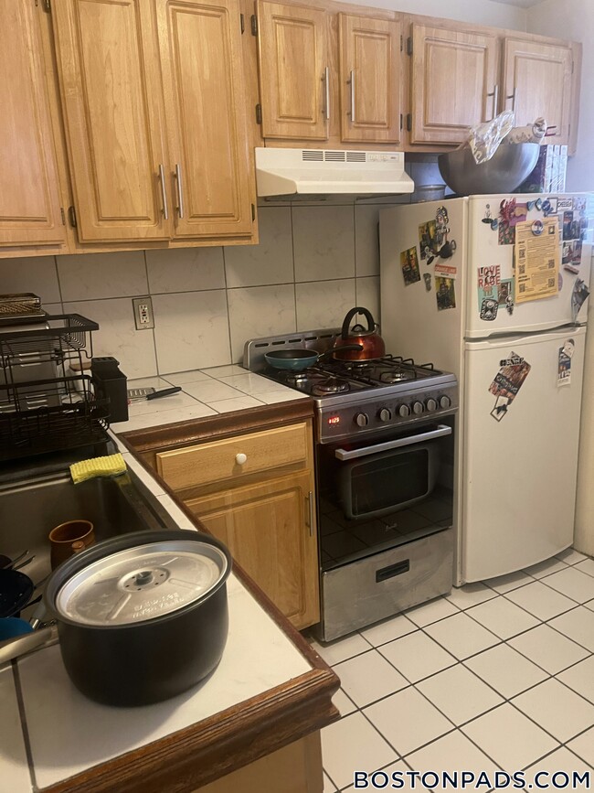 108 Perkins St, Unit 4