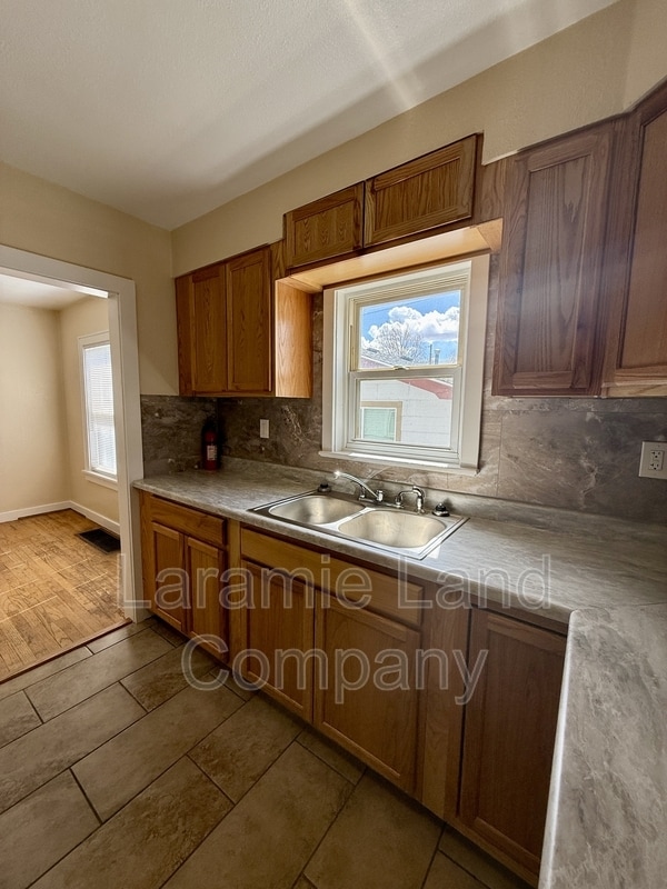 658 N 10th St in Laramie, WY - Building Photo - Building Photo