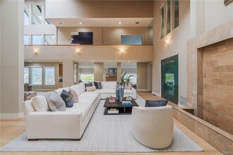 15541 Aqua Verde Dr in Los Angeles, CA - Building Photo - Building Photo