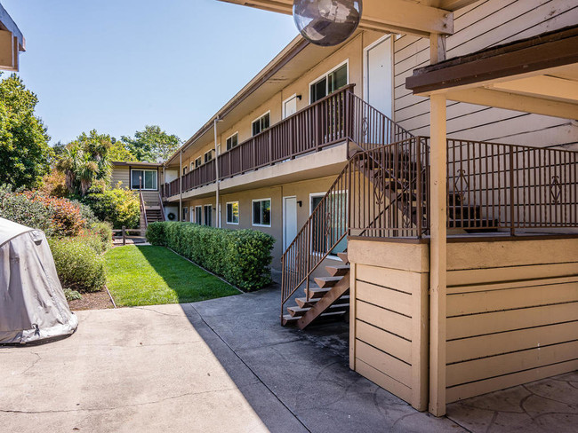 505 Brizzolara St in San Luis Obispo, CA - Building Photo - Primary Photo