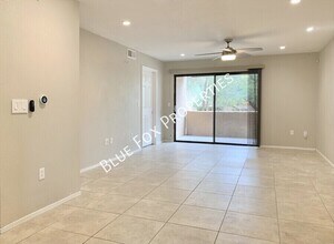 7255 E Snyder Rd in Tucson, AZ - Building Photo - Building Photo