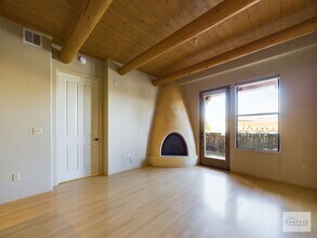 1405 Vegas Verdes Dr in Santa Fe, NM - Foto de edificio - Building Photo