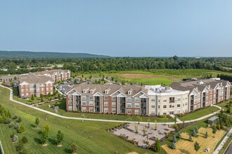 Meadows at Montgomery in Belle Mead, NJ - Foto de edificio - Building Photo
