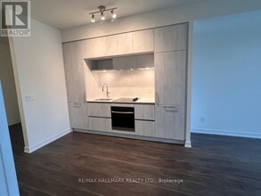 6-416 David Eyer Rd in Richmond Hill, ON - Building Photo - Building Photo
