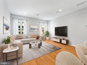 837 N 16th St-Unit -4 in Philadelphia, PA - Building Photo - Building Photo