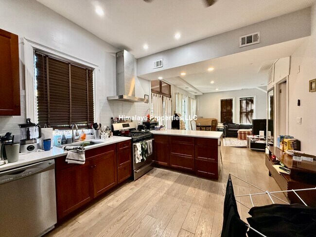 14 Alleghany St, Unit 1 in Boston, MA - Building Photo - Building Photo