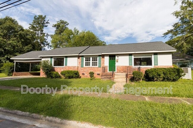 502 S Cherokee St