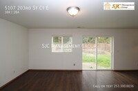 5107 203rd St Ct E in Spanaway, WA - Foto de edificio - Building Photo