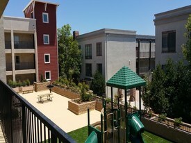 Willow Pointe Apartments