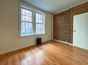 71 Pineapple St in Brooklyn, NY - Building Photo - Building Photo