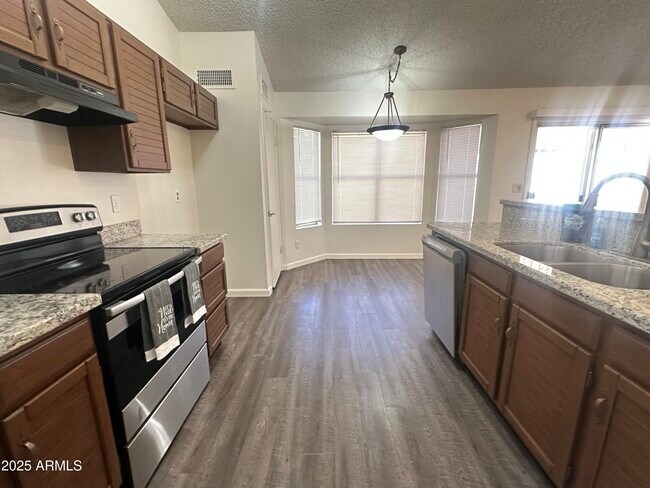 15013 N 60th Dr in Glendale, AZ - Building Photo - Building Photo