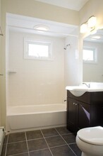 14 Parker Hill Ave, Unit 2 in Boston, MA - Building Photo - Building Photo