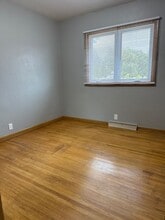 543 Mildred Ave in Waterloo, IA - Building Photo - Building Photo
