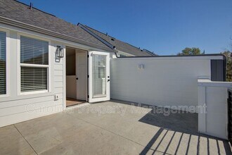 5045 York Park Ln in Charlotte, NC - Building Photo - Building Photo