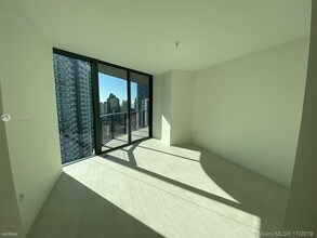 1000 Brickell Ave-Unit -# 3701 in Miami, FL - Building Photo - Building Photo