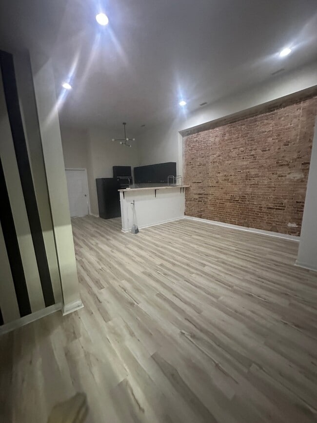 1410 Madison Ave, Unit 1