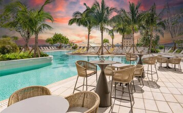 601 NE 1st Ave in Miami, FL - Building Photo - Building Photo