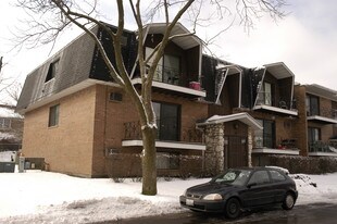 49 65th St in Westmont, IL - Building Photo