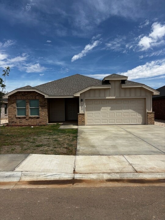 1317 Bajada St in Midland, TX - Building Photo