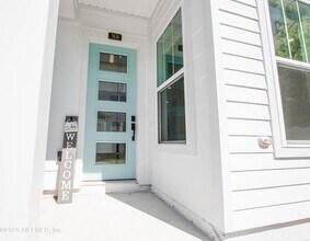 7436 Calusa Ct in Jacksonville, FL - Building Photo - Building Photo