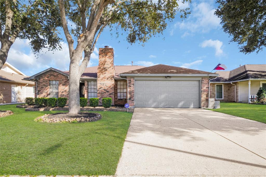 4511 Italy Ln in Pasadena, TX - Building Photo