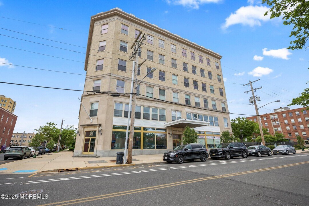 501 Grand Ave in Asbury Park, NJ - Building Photo