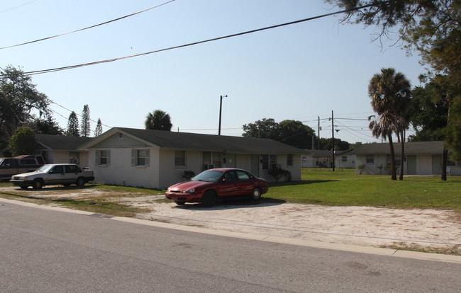 Thomasville Apartments in Palmetto, FL - Building Photo - Building Photo