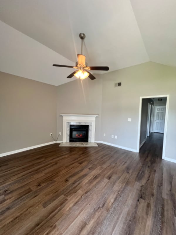 118 Cove Landing in Calera, AL - Building Photo - Building Photo